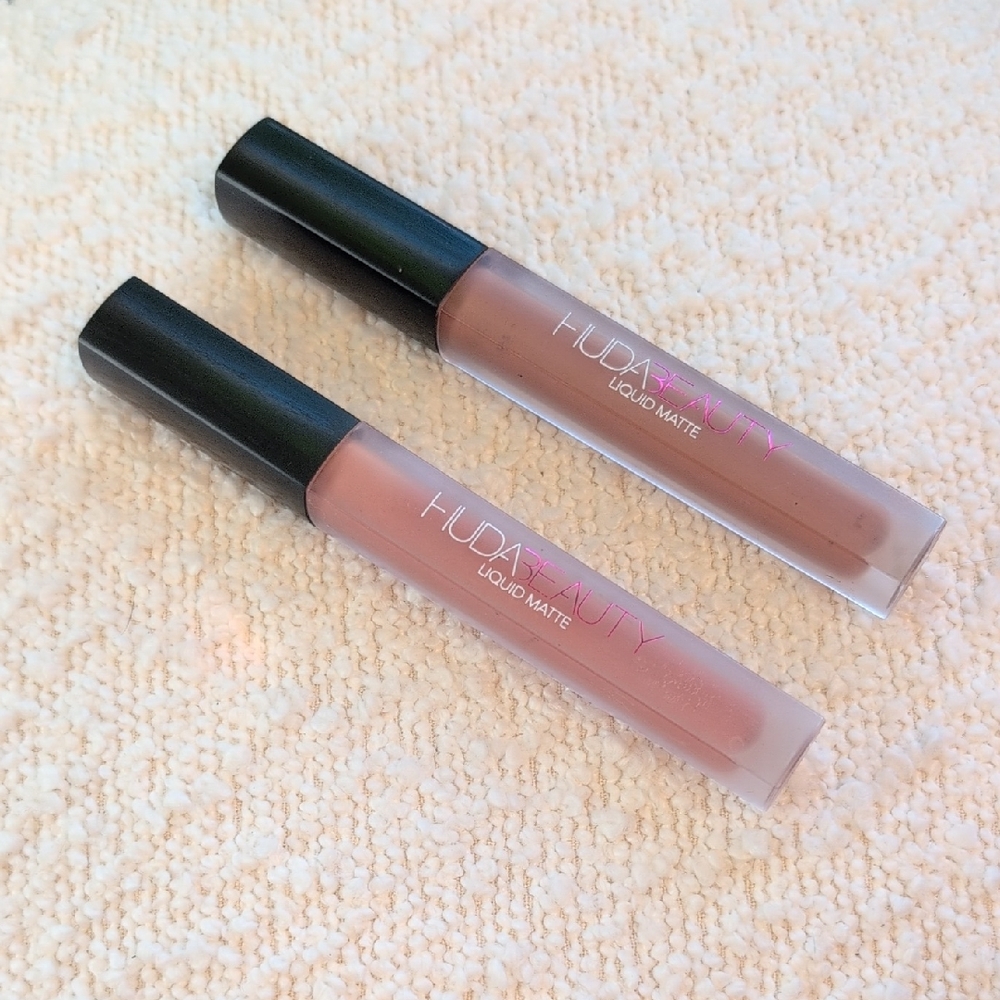 HUDA BEAUTY Liquid Matte Lipstick Duo - Soft Pink and Nude